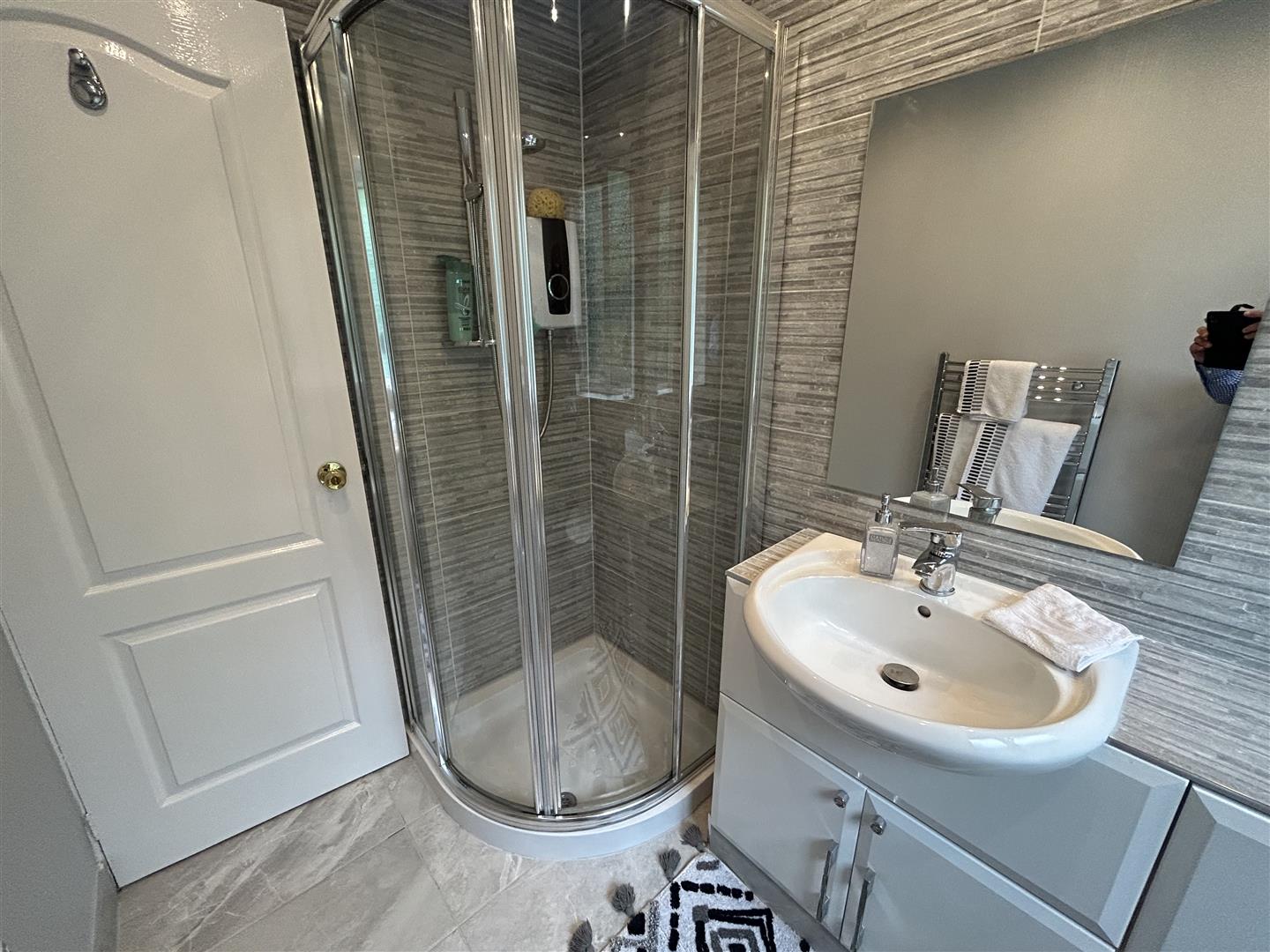 Rhodes Avenue, Lees, Oldham Wild & Griffiths