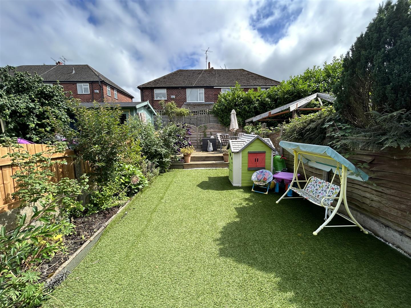 Thomas Street, Lees, Oldham Wild & Griffiths