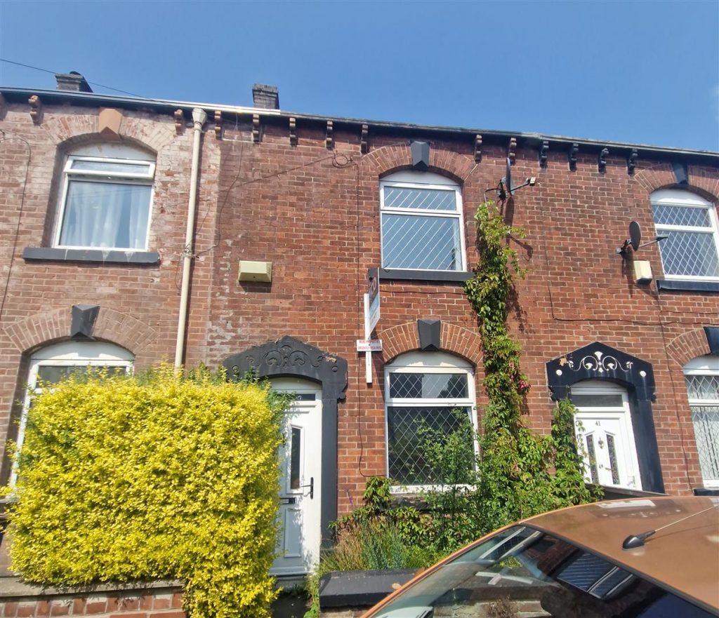 Travis Street, Shaw, Oldham