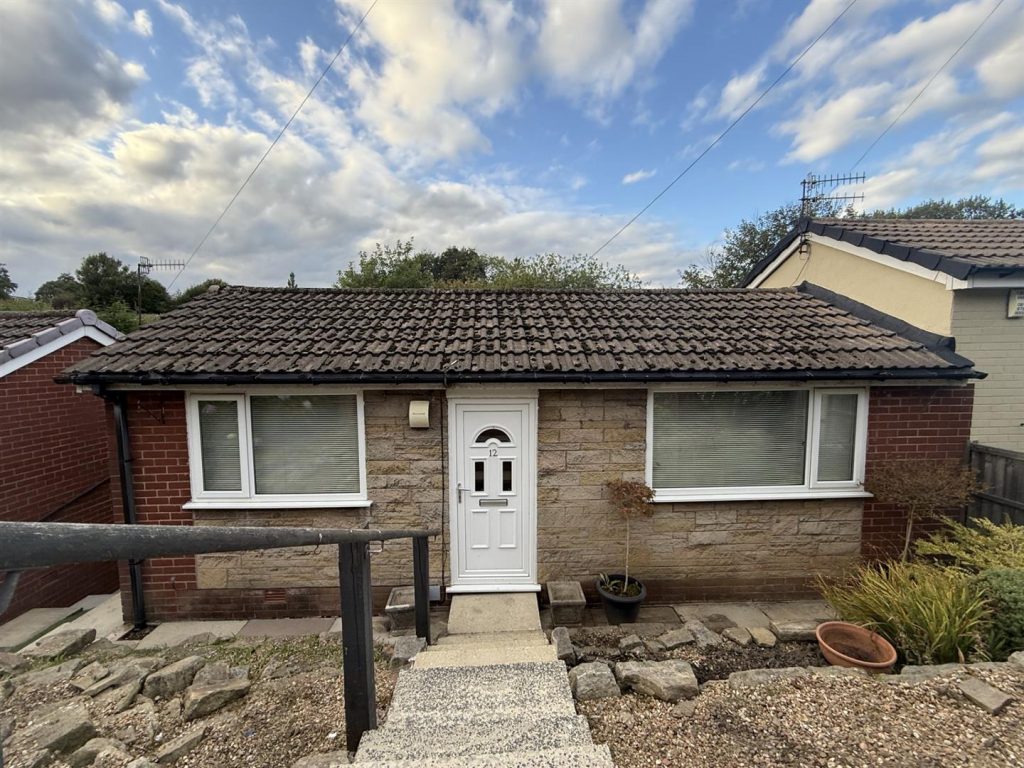 Rhodes Avenue, Lees, Oldham