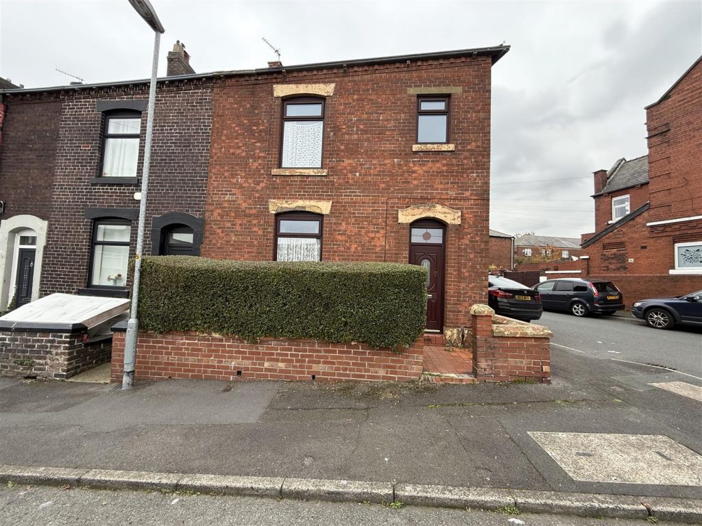 Top Street, Greenacres, Oldham