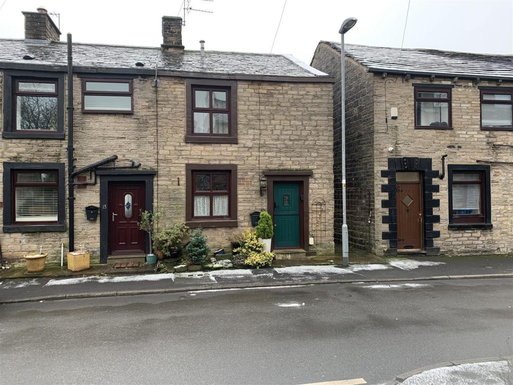 Woodend Street, Springhead, Oldham