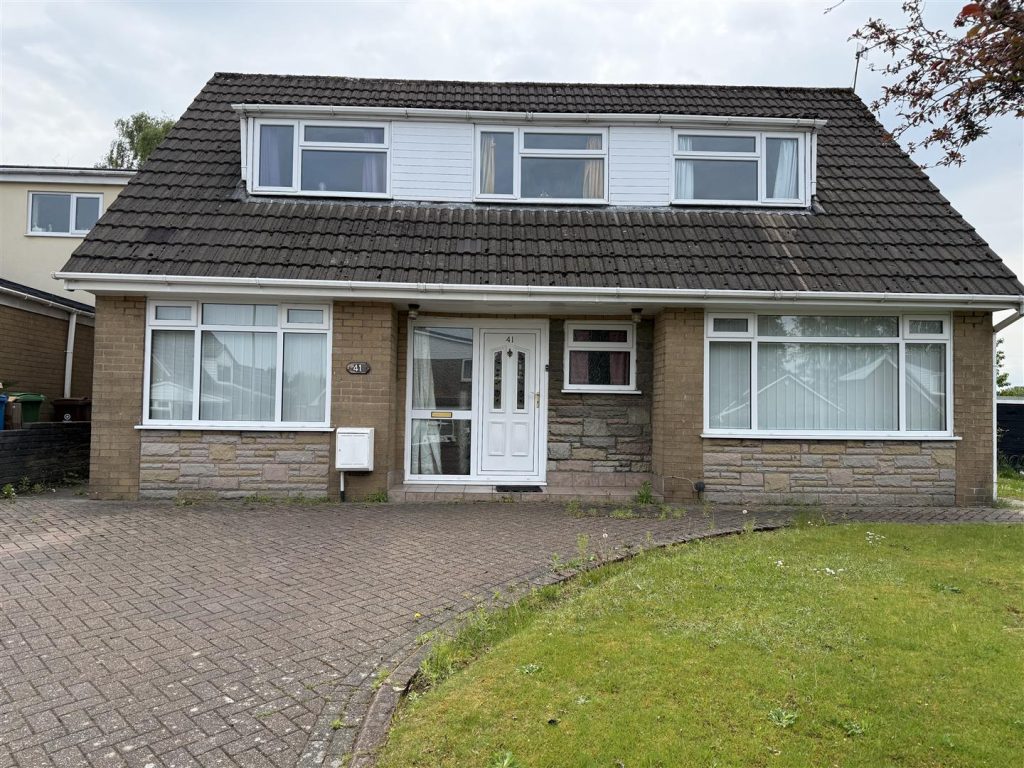 Cathedral Road, Chadderton, Oldham